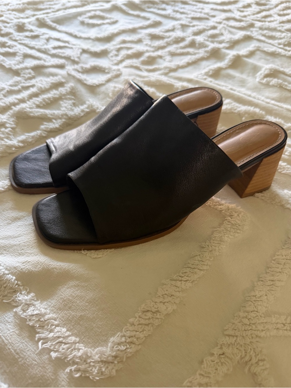 Joie mule heel